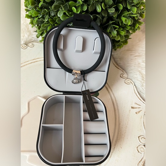 Marc by Marc Jacob Black Silicone Bracelet with Silver Charm - Picture 3 of 4